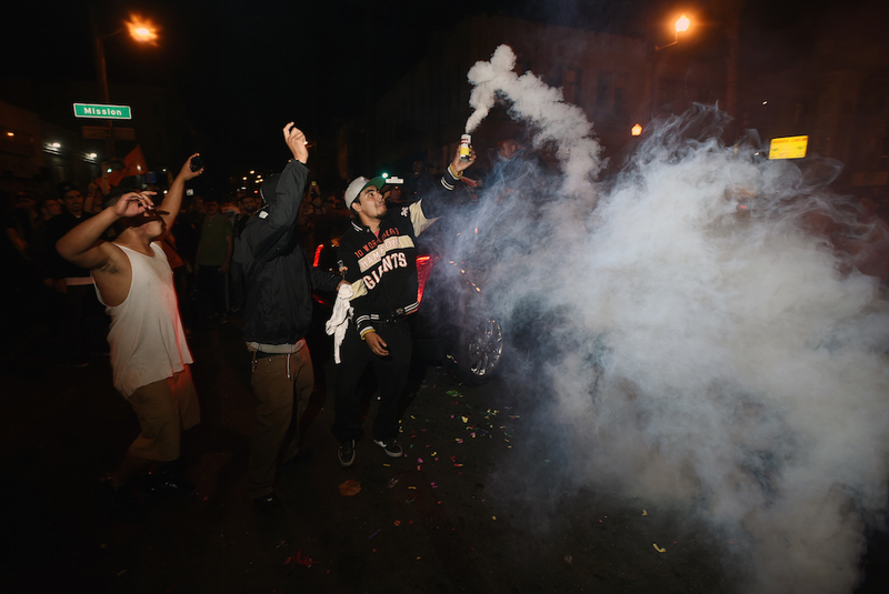 Illustration for article titled San Francisco Brings Fire And Fistfights To World Series Celebrations